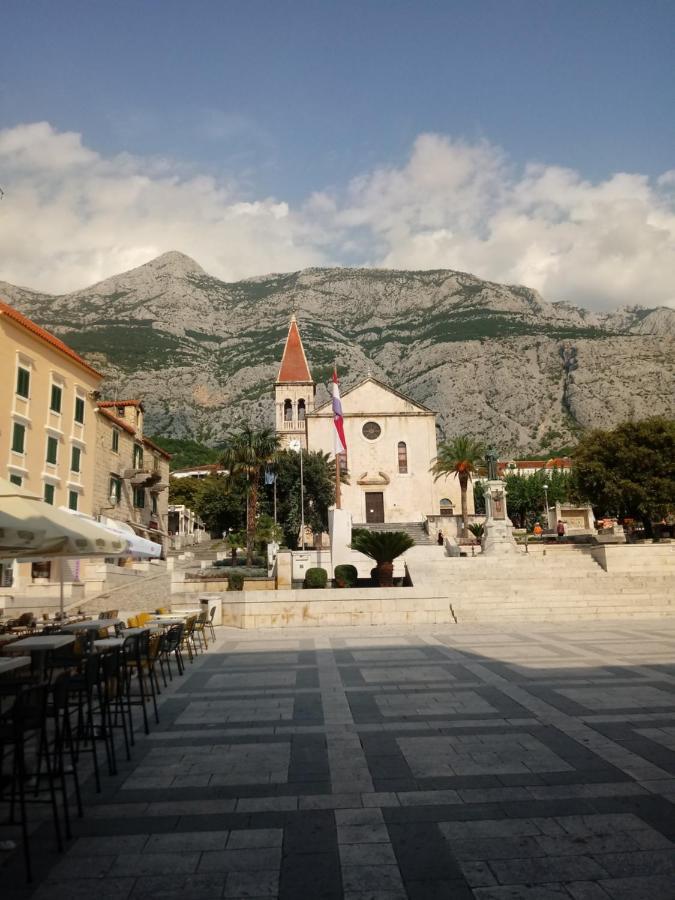 Apartman Laura Galileo Blizu Centra I Plaze Makarska Eksteriør billede