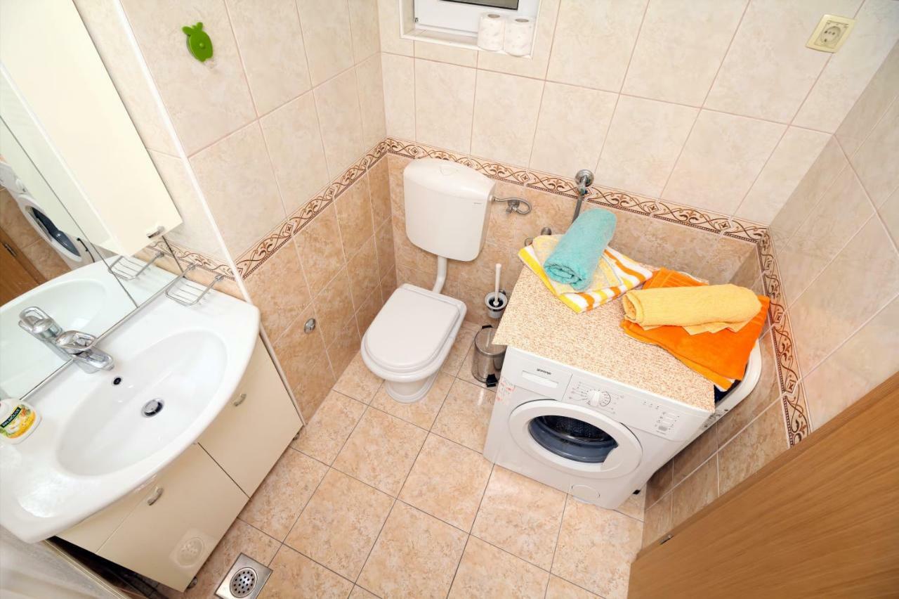 Apartman Laura Galileo Blizu Centra I Plaze Makarska Eksteriør billede